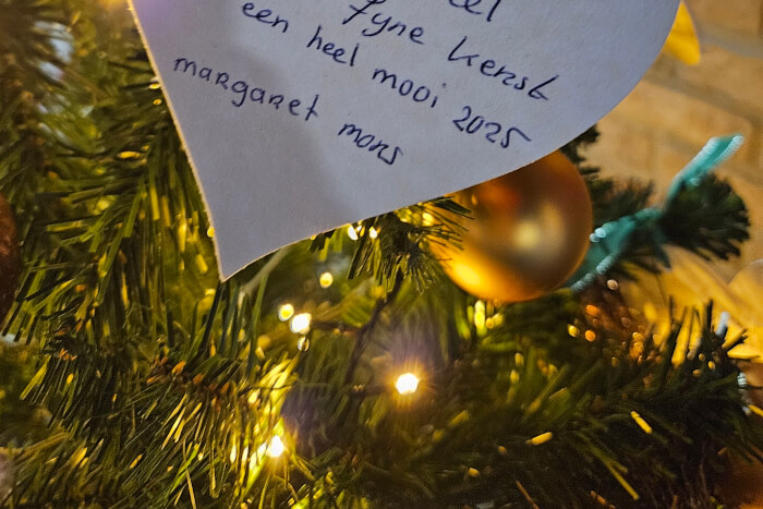 Kerst wensboom op Oudorperzand