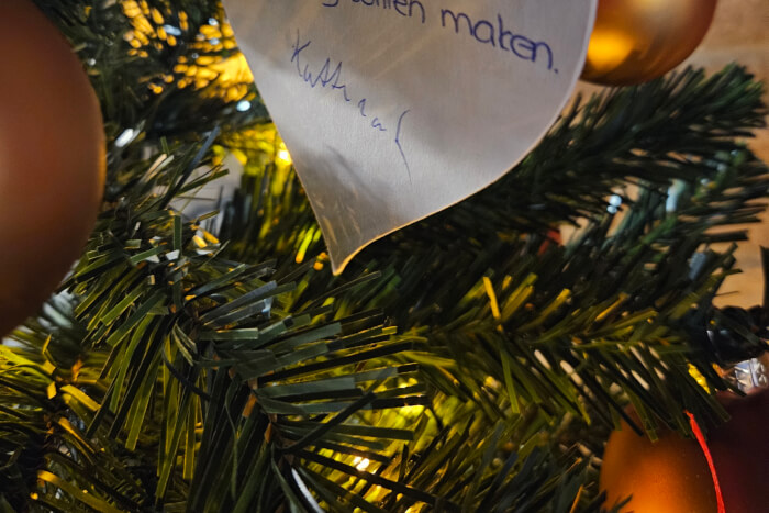 Kerst wensboom op Oudorperzand