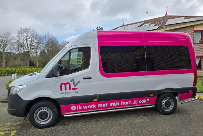 Magentazorg investeert in nieuwe (rolstoel)bussen voor welzijnsactiviteiten bewoners